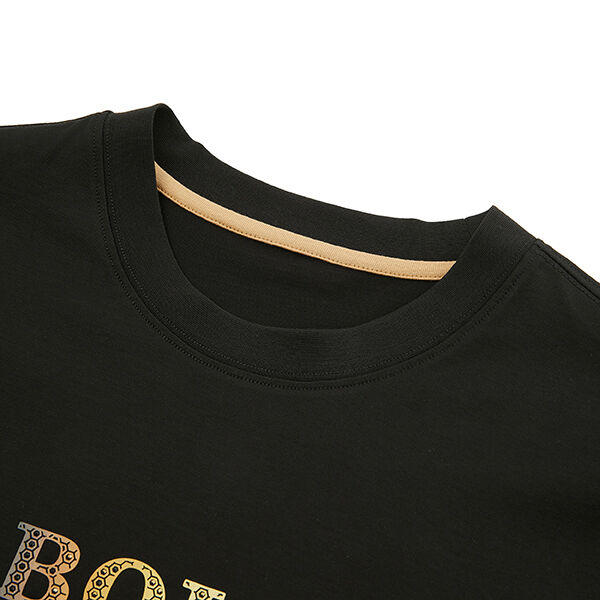 تي شيرتات عالية الأداء بالجملة مضادة للتجاعيد ثقيلة الوزن مخصصة 300 جرام