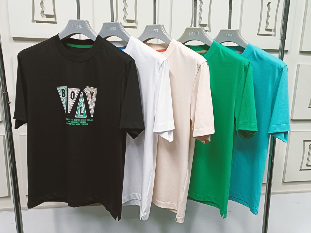 ملابس اللياقة البدنية سريعة جافة زي الفريق قميص غولف راكب دراجات طاقم التنس المتعرق الركض الرياضي الرياضي الرجال قميص